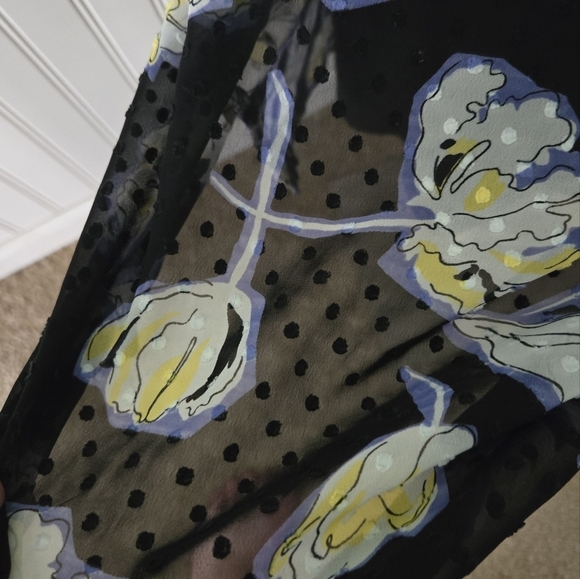 Apt 9 flowered tank top size XL - Picture 7 of 7